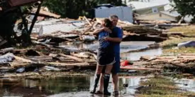 Image Supporting the Content of Hurricane Relief